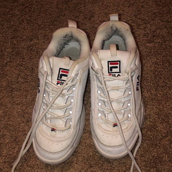 Fila shoes - Picture 1 of 5